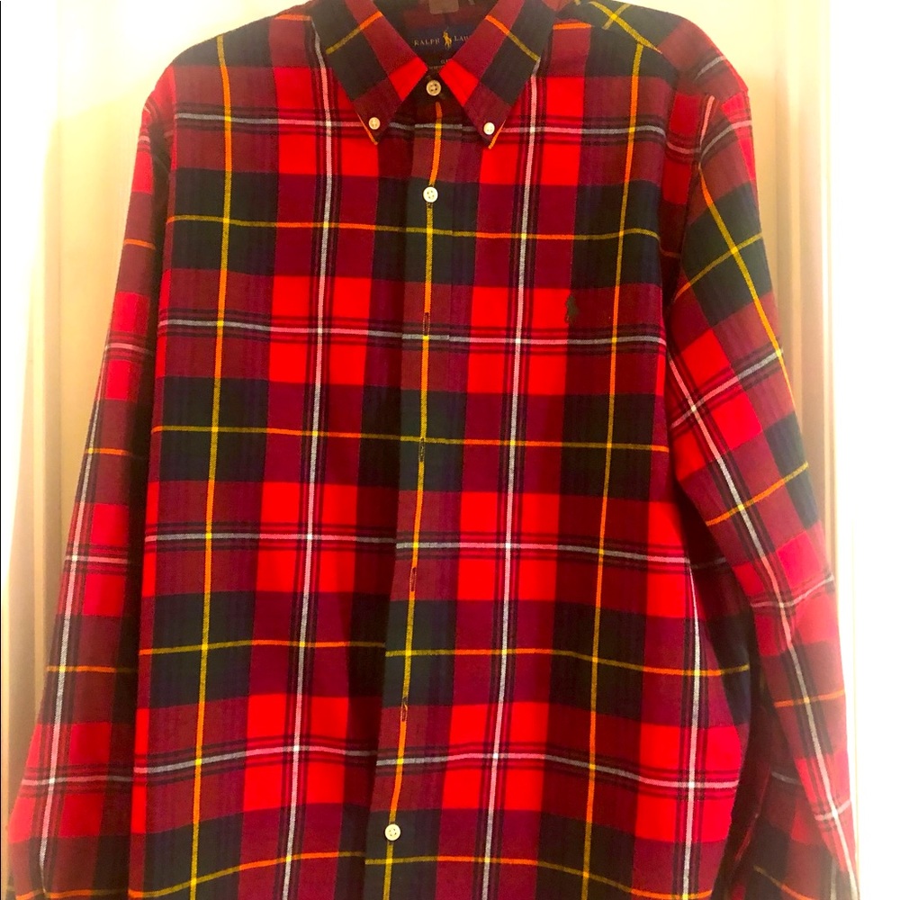 Men’s long sleeve button shirt